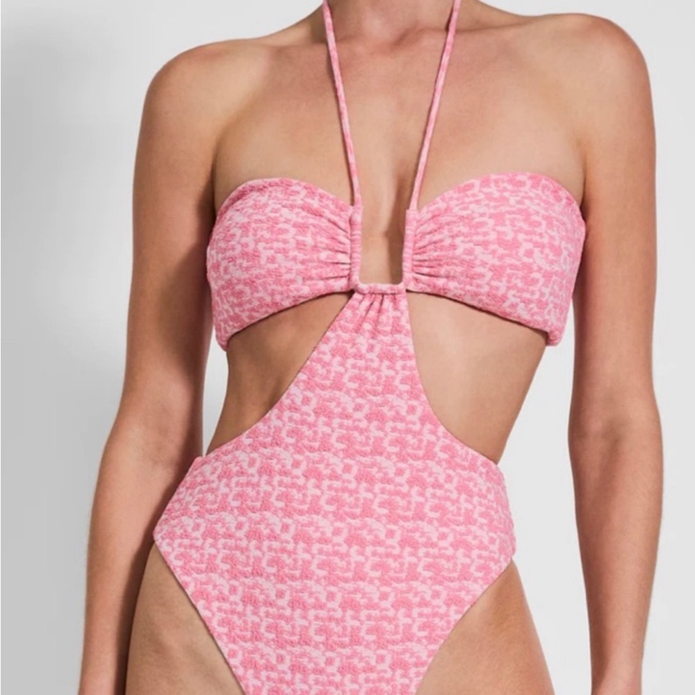 Devon Windsor Romi Full-Piece Bubblegum Pink